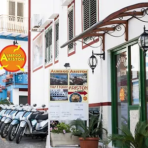 Ariston 2*, Isola di Ustica Italia