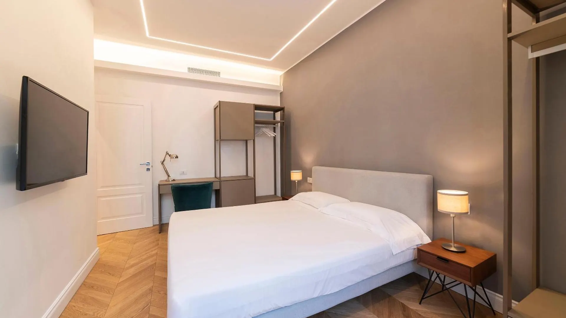 Buenos Aires 58 Hotel Milan 0*,  Italy